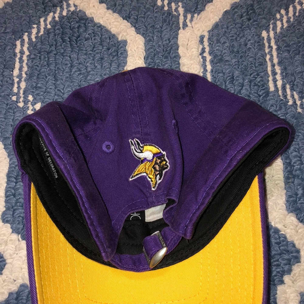 hat - Picture 3 of 4
